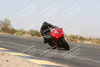 media/Mar-28-2022-Superbike Trackdays (Mon) [[b8603d0f67]]/Open Track Time/Turn 3 Inside/